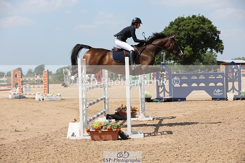 250725-133735-03008 - Cls 3 Snr Foxhunter
