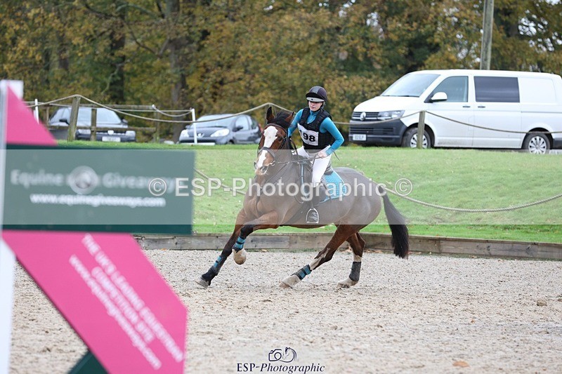 231118-120530-01447 - Cls 2 80cm 11.30 to End