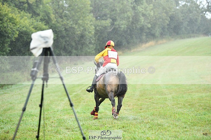 250830-142156-04450 - G-318-Jenny.Yate