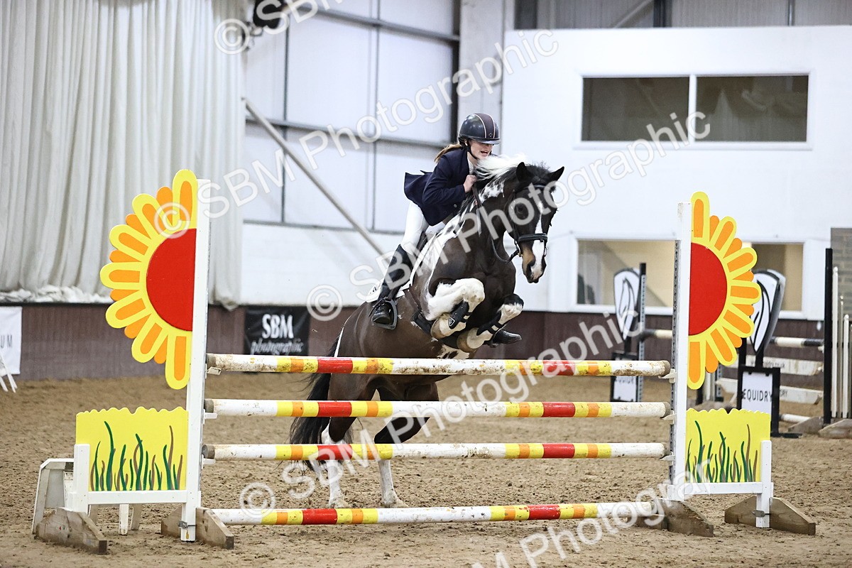 SBM_000824 - Class 4 - Blue Chip Pony Newcomers - 1.00m