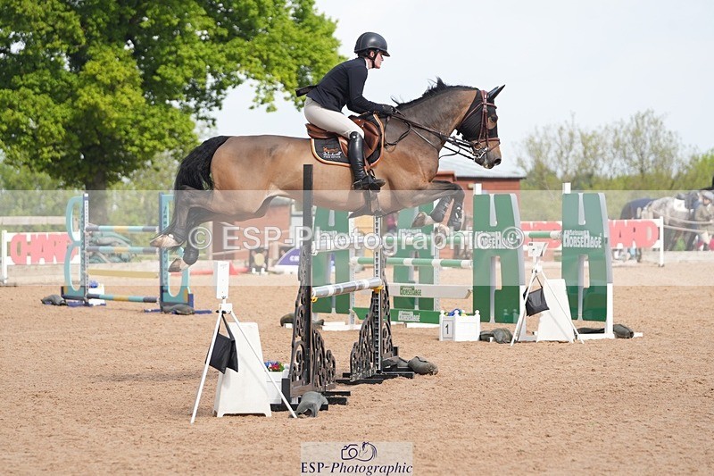260508-095102-04725 - Cls 12 Snr Foxhunter