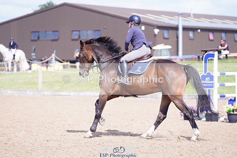 240802A-111230-03734 - Cls 16 Snr 1.20m Open