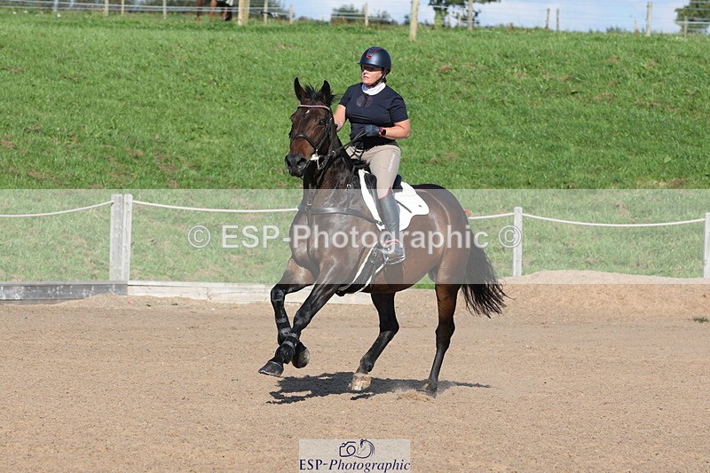 230915A-160915-03057 - Cls 6 Snr 1.05m Derby