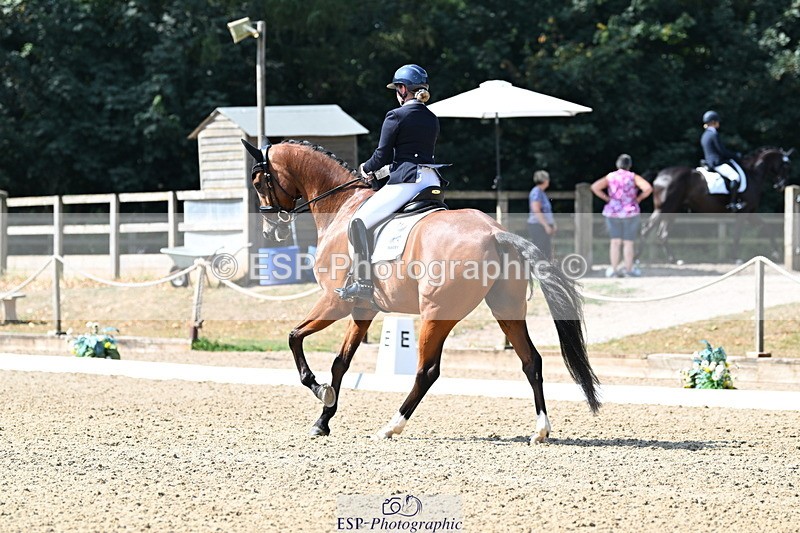 250810A-110904-05739 - 071-Abbie.NewburySeagry.Viceroy