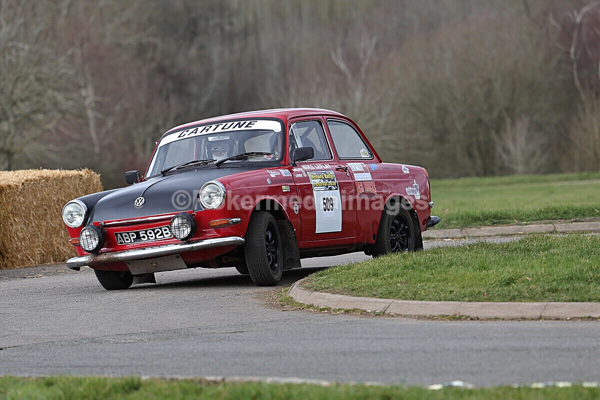 RETRO-792 - Race Retro