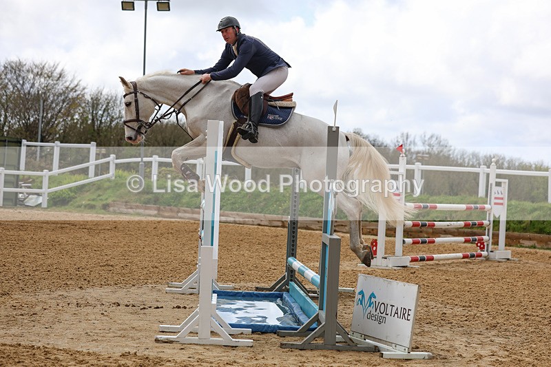 3E7A1842 - Class 7: Senior Newcomers/1.10m open