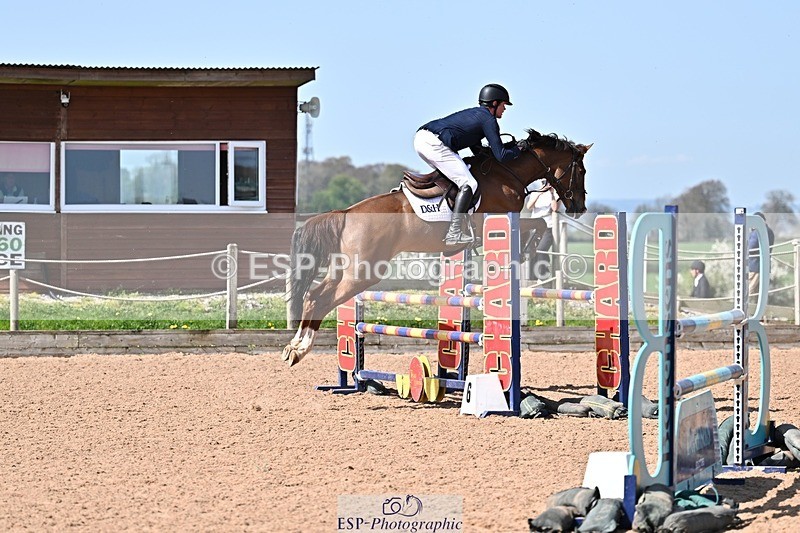 260408-125135-00574 - Cls 4 Snr 1.05m