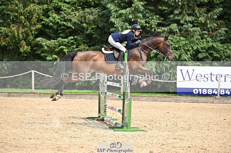 240818-142755-04909 - Cls 11B Snr 1.10m Open