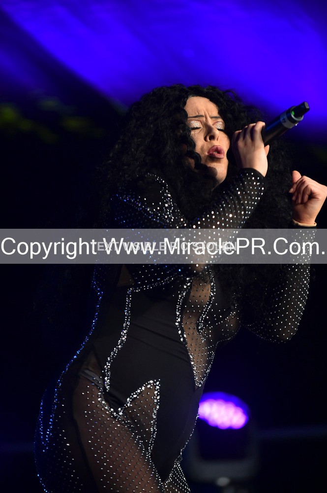 SH4_6049 - The Cher Experience