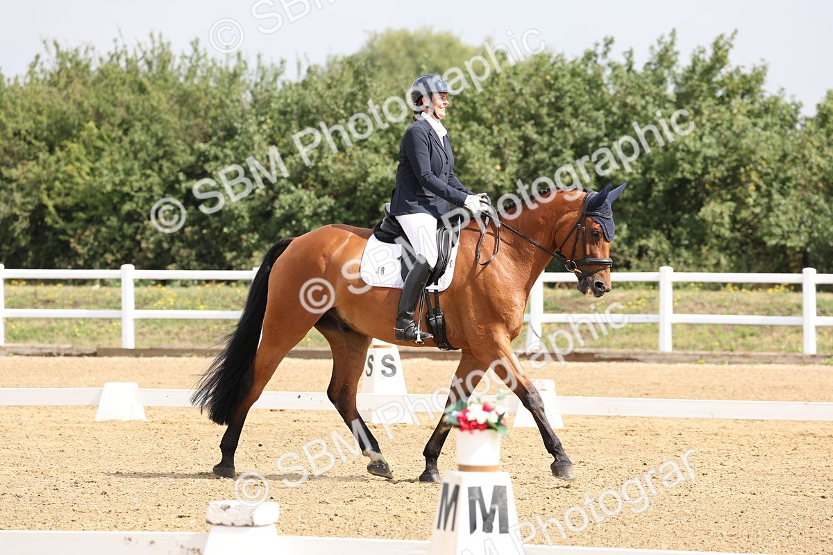 SBM_005739 - Class 6 - Novice 6 - 10.26-11.29