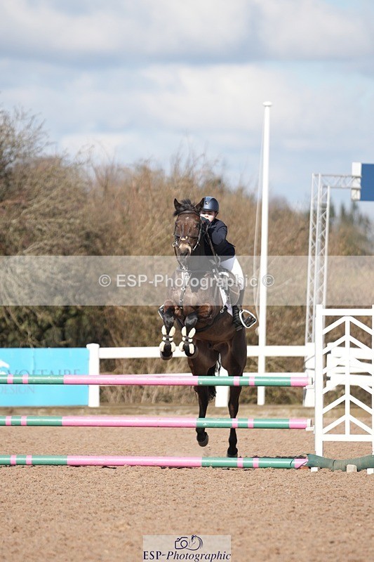 250316-101958-05857 - Cls 21 British Novice and 90cm