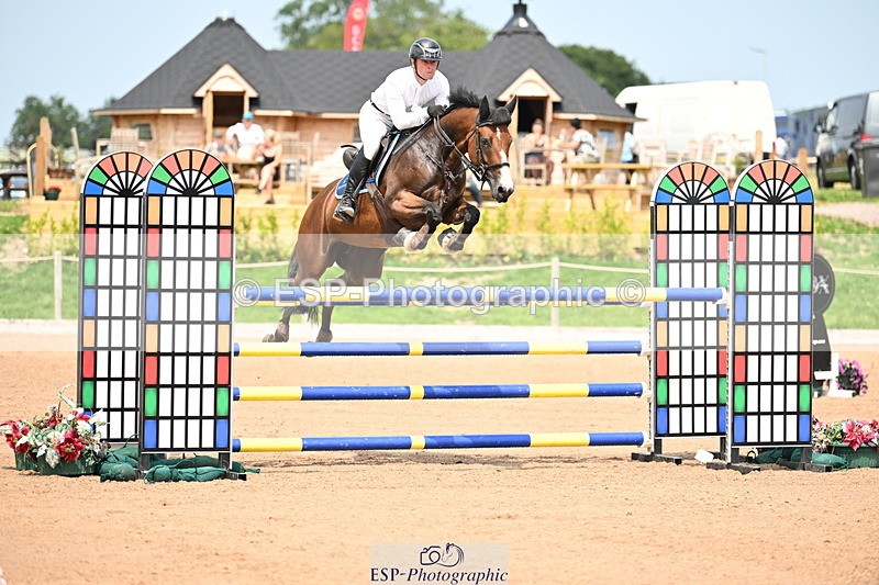 240801A-133822-01800 - Cls 4 Chard 7 Yr Old Championships