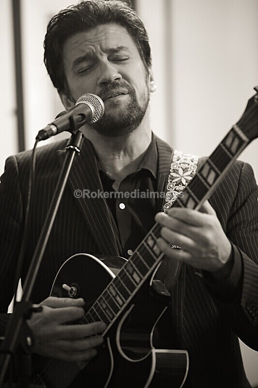 NKC-16 - Denny Illet and chums plays tribute to Nat King Cole