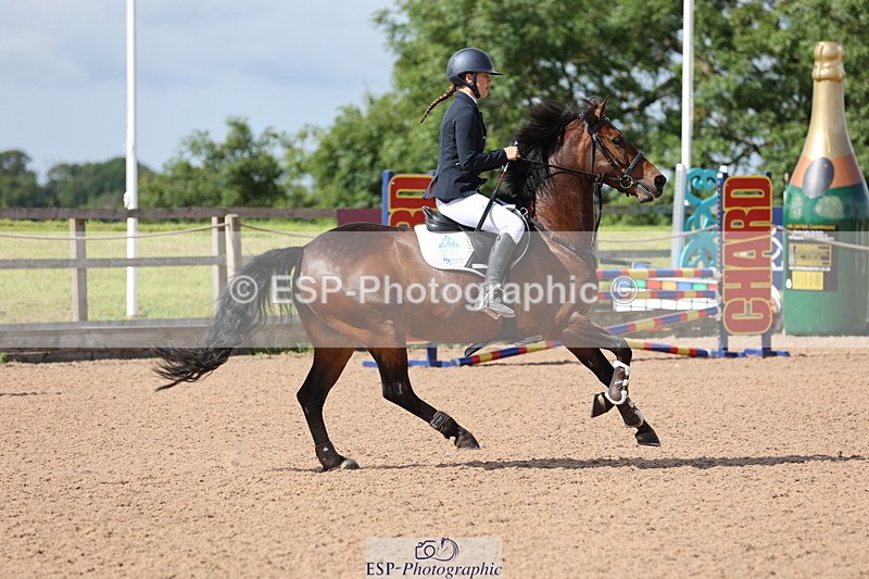 240714A-095708-01652 - Cls 3 A&B Pony BN & 80cm Open