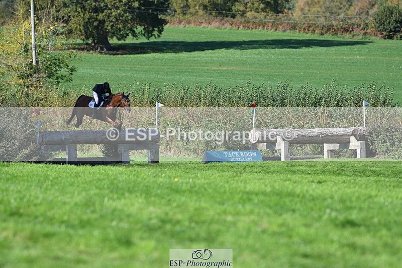 251024A-124233-11653 - B-139-Kirsty.Short