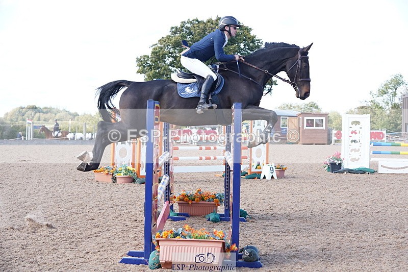 241005A-141924-04940 - SAT Cls 11 Snr Newc & 1.10m Open