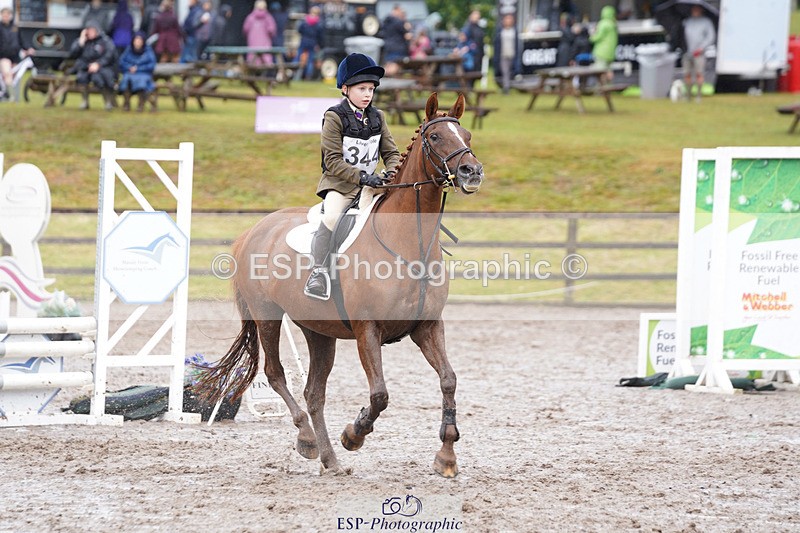 240824X-100944-22672 - 70cm Round 1 9.30 to 11.10