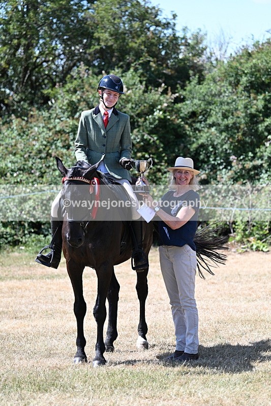 WJ7_3750 - Class 8 Ridden Veterans