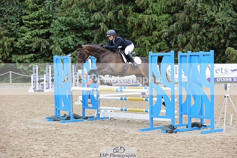 250803A-102400-09863 - K-461-Alexandra.Garner-LADY.VALTAS