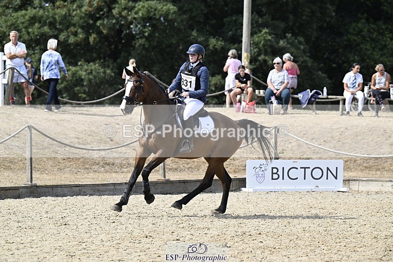 250823A-151132-32747 - WC Round 2 15.00 to 16.00