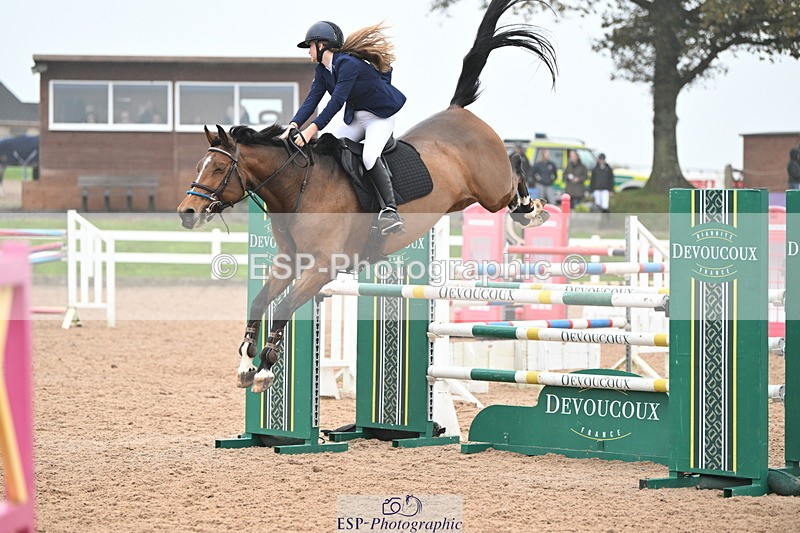 241102A-111511-03987 - SAT Cls 14 Blue Chip JCP Jump Off