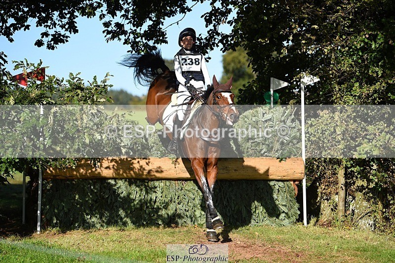 231022-105858-25548 - 238-LEXINGTON.III-Georgina.Wood-XC