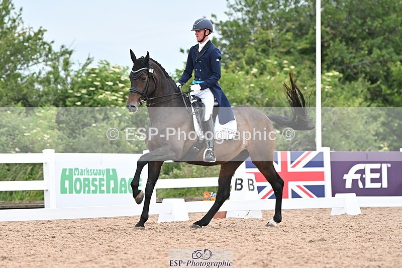 240621A-185807-06394 - Cls 17 BD FEI PSG