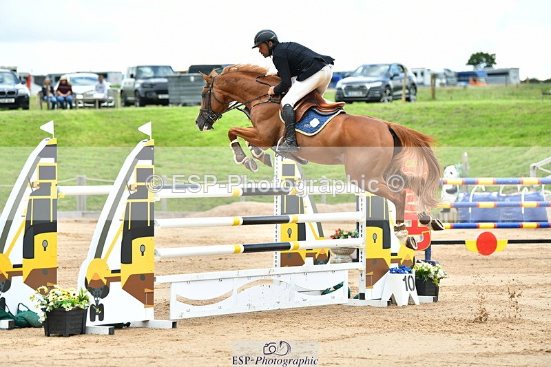 230720A-151435-03773 - Cls 9, 2 Star Big 1.40m Start to break