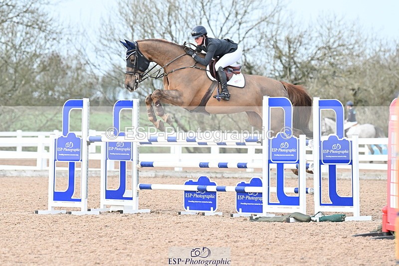 231208A-133600-00949 - Cls 6 Foxhunter & 1.20m Open