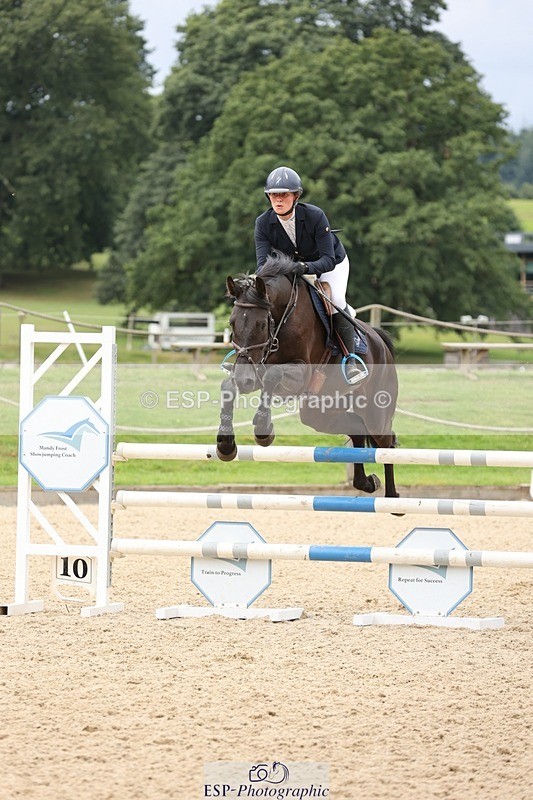 240817-141304-01767 - 05A Snr Newc