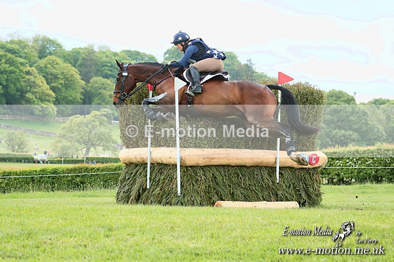 BE 180525  2579a - Equestrian