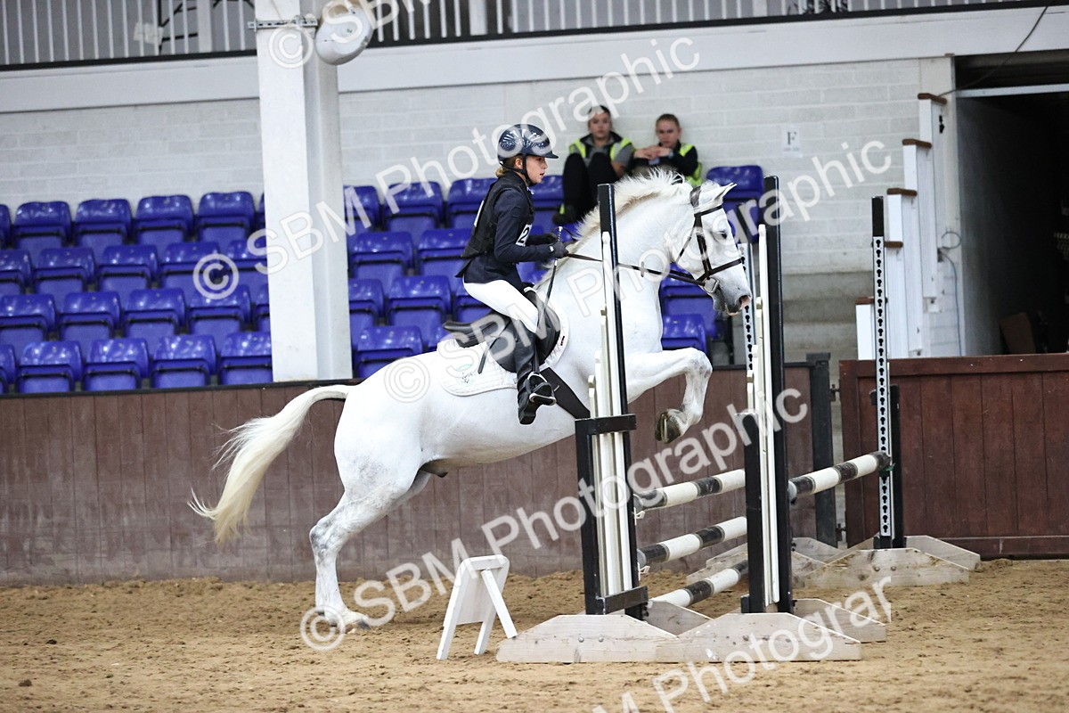 SBM_001544 - Class 5 - Henlow Veterinary Hospital 70cm