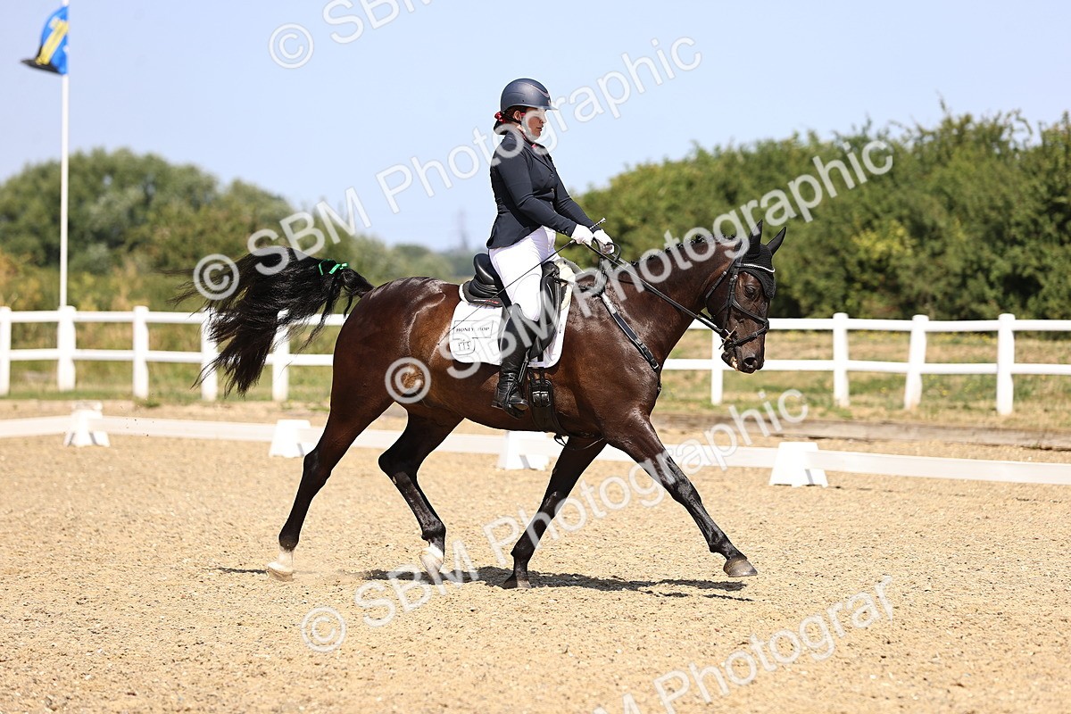 SBM_010469 - Novice 5 - 11.20-12.23