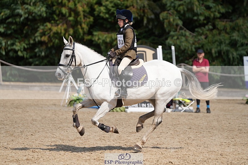 250824A-142443-38334 - 2130-Holly.Haworth-Twilight.Dancer