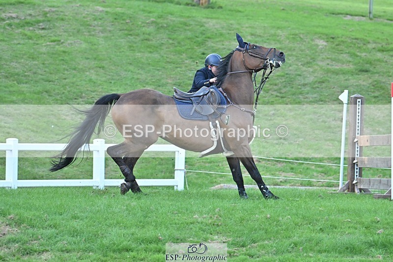 230909-181840-08055 - Cls 14 Snr 1m Derby