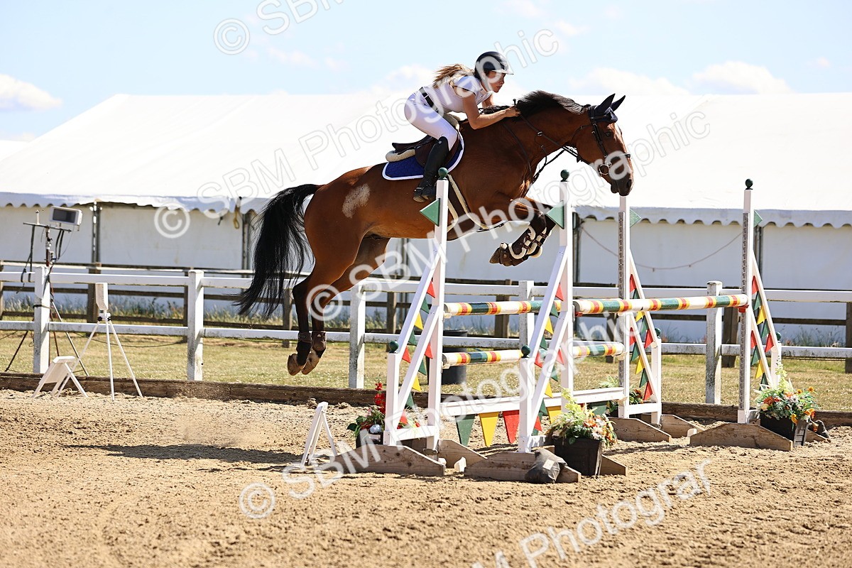 SBM_015281 - Class 16 - Senior foxhunter - 1.20m Open