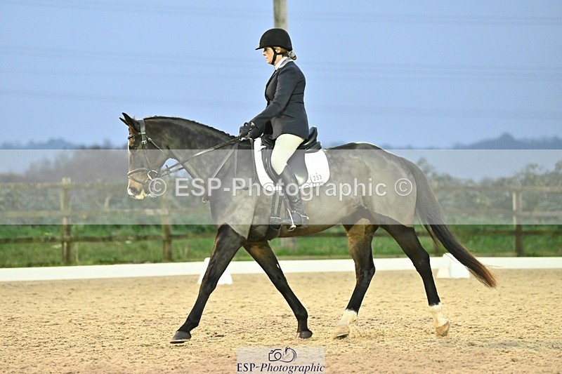 241103-164452-03408 - Novice 1 - 16.18 to 17.50