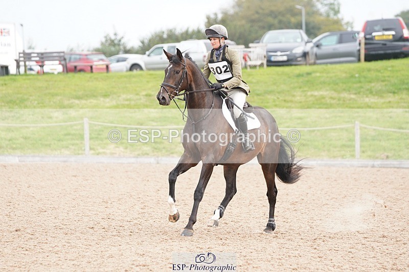 240901A-091942-05301 - 302-Rosie.Bradley-Hole-CAPABILITY.BROWN.II