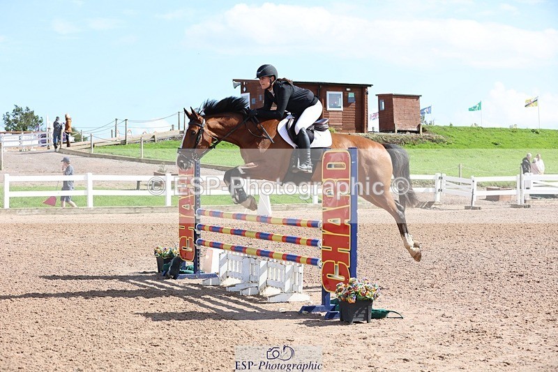 250913-142911-07376 - Cls 25 1.05m Amateur Quali