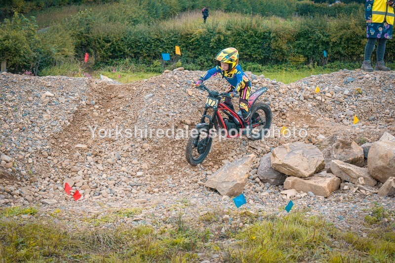 DSCF0547 - Ripon MC Trial 27/09- kids