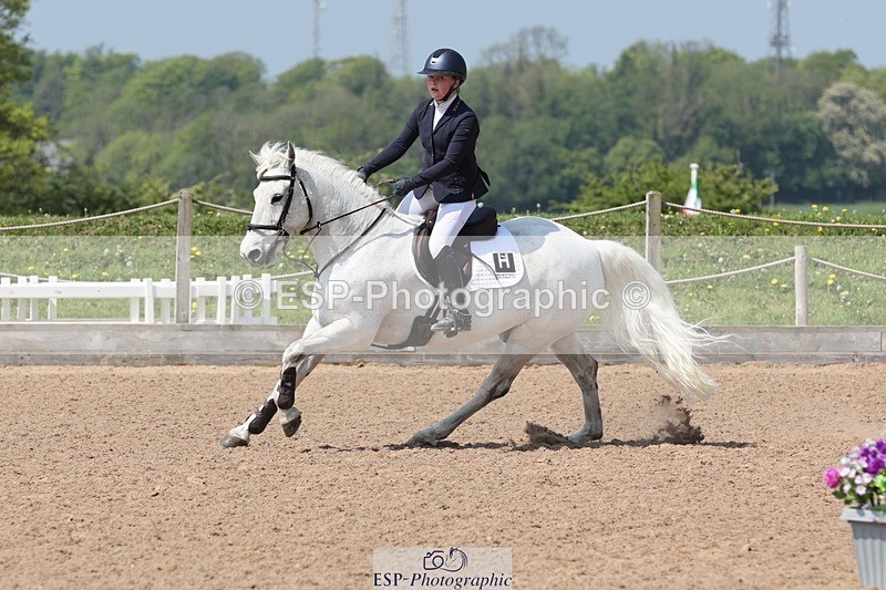 250503-121425-00985 - Cls 9 Pony Foxhunter and 1.10m Open