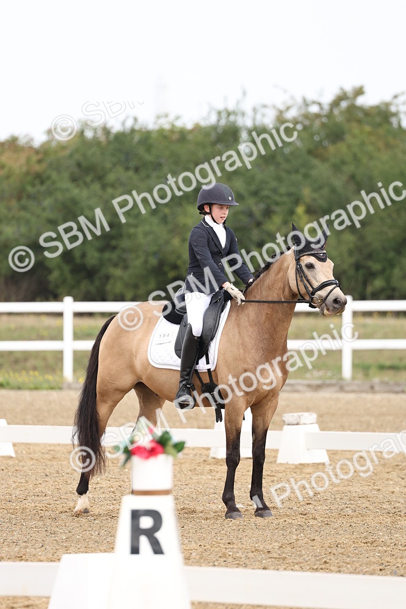 SBM_005786 - Class 6 - Novice 6 - 10.26-11.29