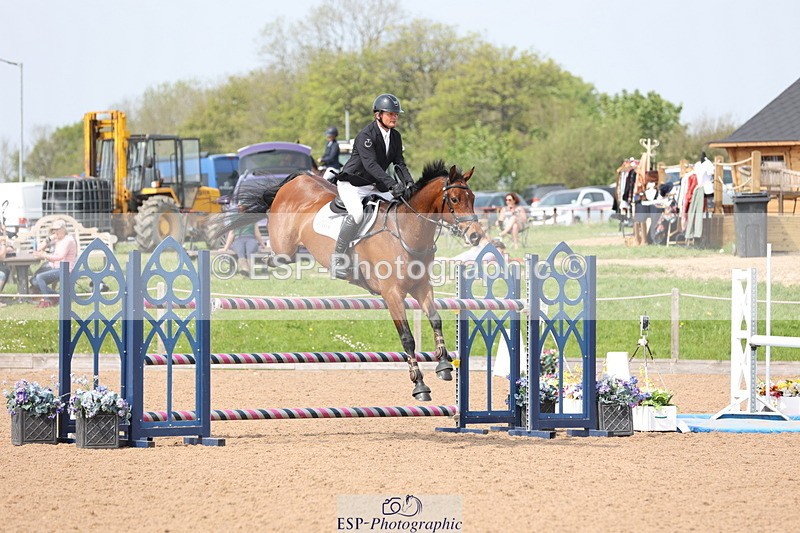 240511A-151713-14614 - Cls 36 National 1.30m Open