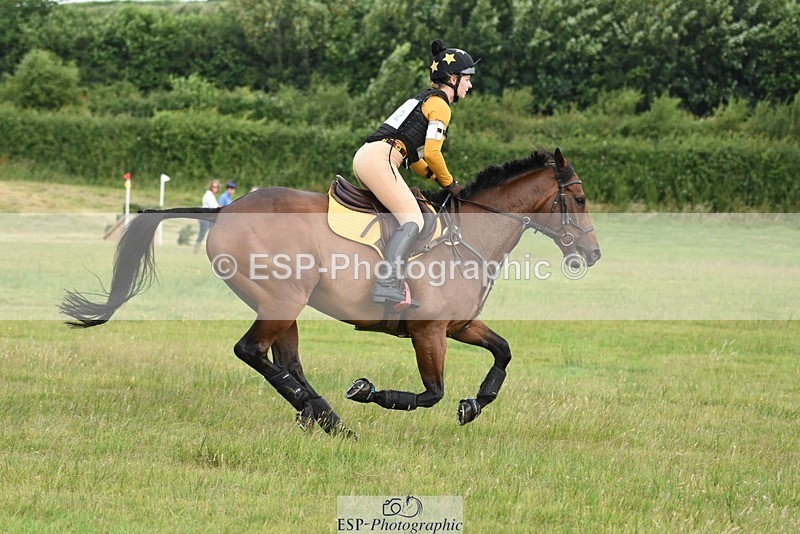 230625-095120-01526 - XC 90cm 9.45 to 11.00