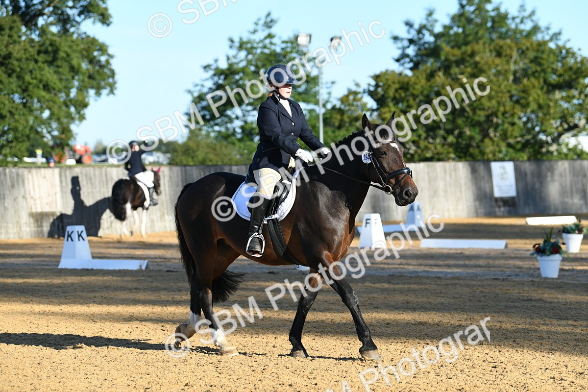 SBM_14393 - D4 - Small Tour Championship - Intro B