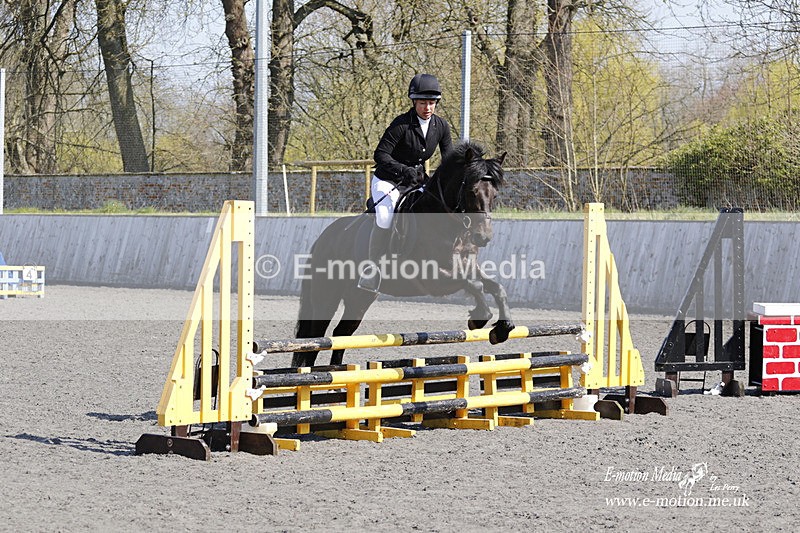 _EST1045 - Bourne Valley Riding Club Winter Showjumping 27/03/22