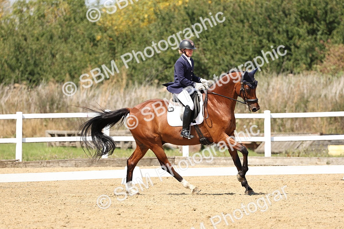 SBM_018668 - Class 16 - Novice 5 - 12.08-13.11