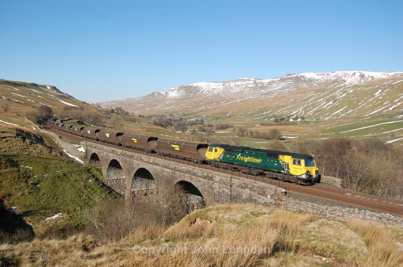 5.4.12 - 70006 6M32 Killoch - Ratcliffe, Ais Gill viaduct - Ais Gill - Viaduct