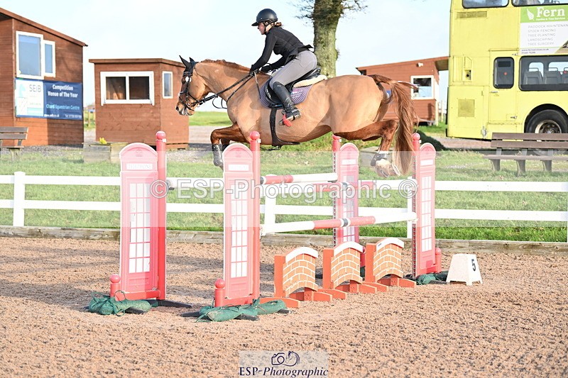 231209A-135833-01981 - Cls 15 National 1.30m & 1.40m