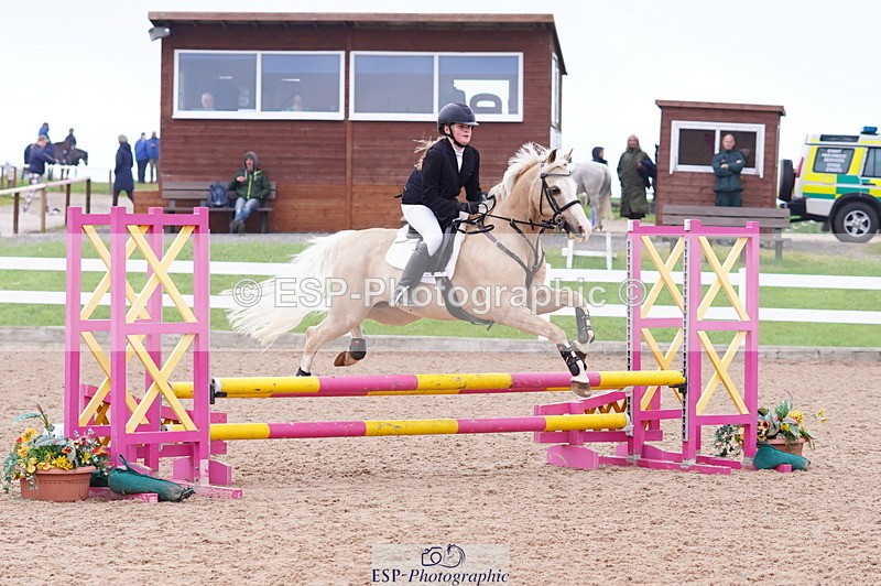240505A-104408-04671 - Cls 14 & 15 Club & Schools 70cm